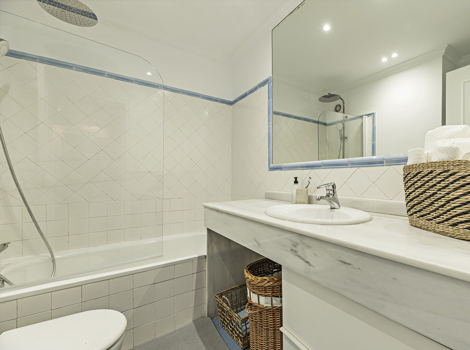 bathroom strip-out and installation in Cambuslang